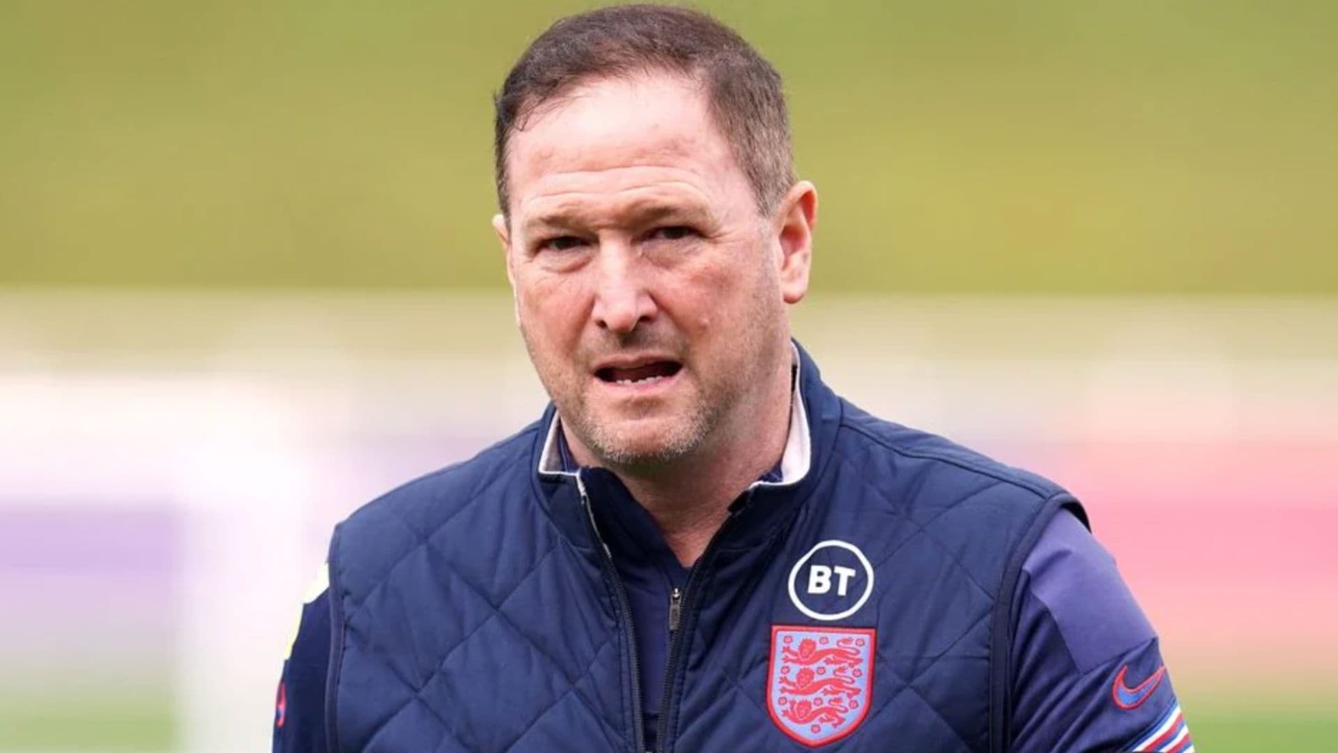 Steve Holland to join United staff