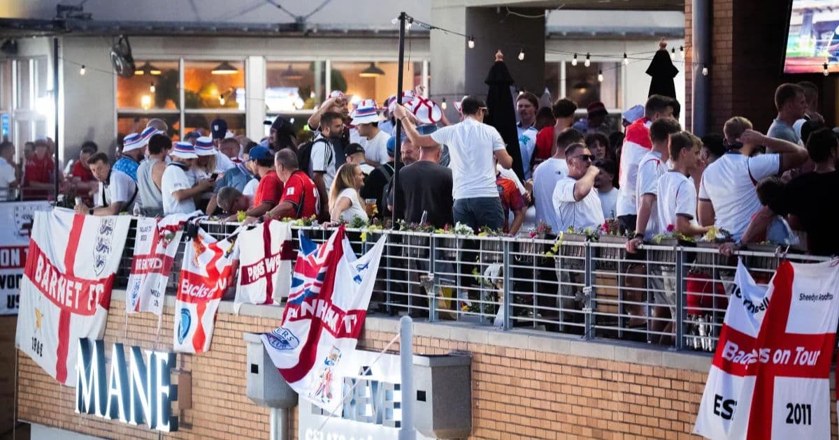 England fans World Cup 2026