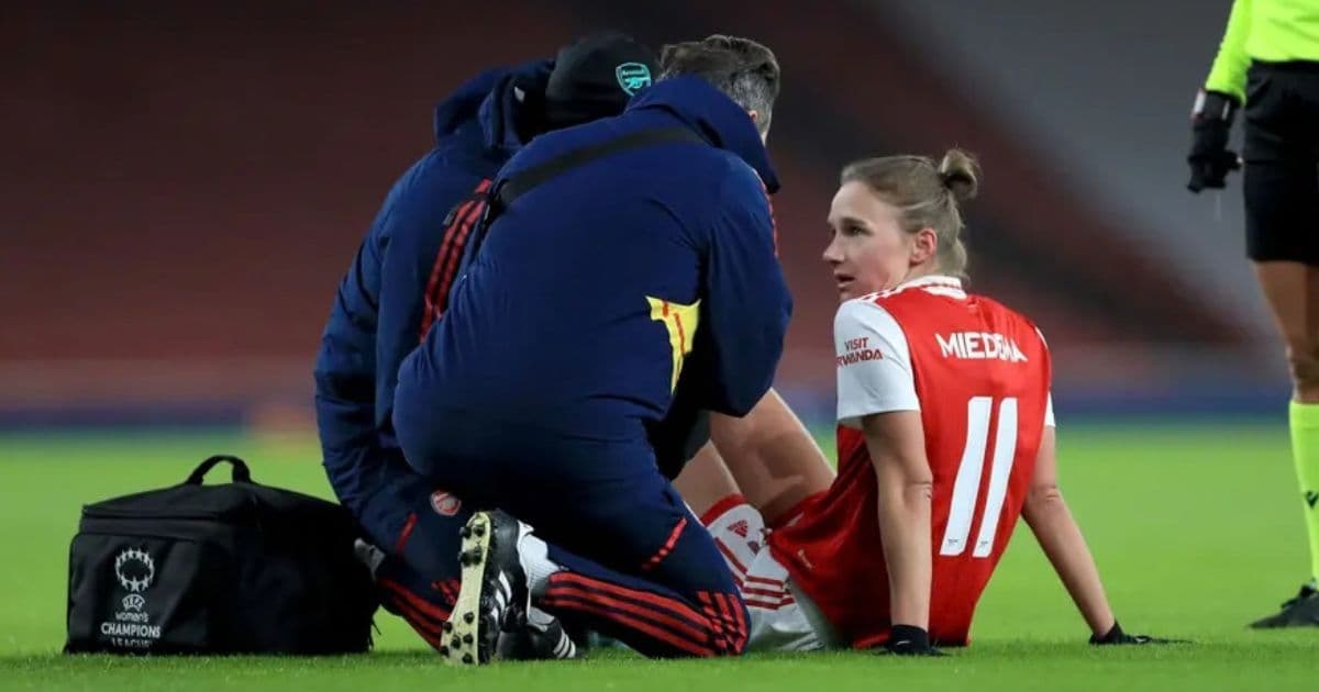 Women's Football ACL Prevention