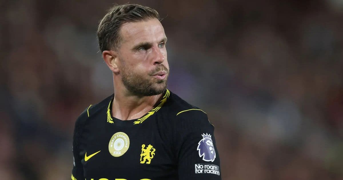 Jordan Henderson Emiliano Martinez