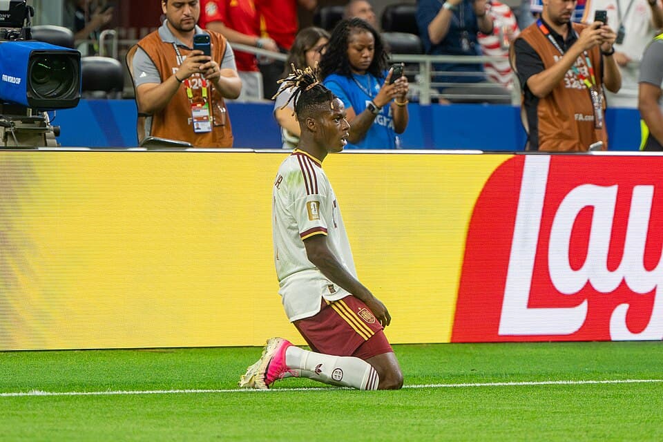 Nico Williams, Spain