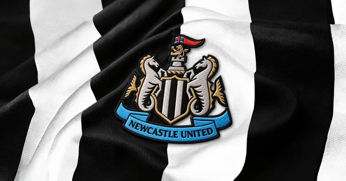 Newcastle United new crest
